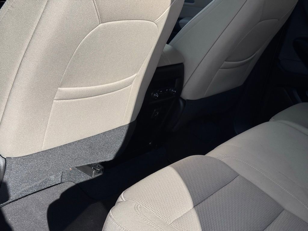 Used 2023 Chevrolet Traverse LS w/ Safety Package image 22