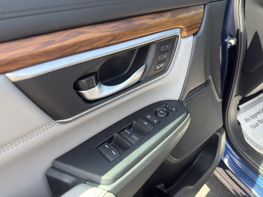 Used 2019 Honda CR-V Touring image 14