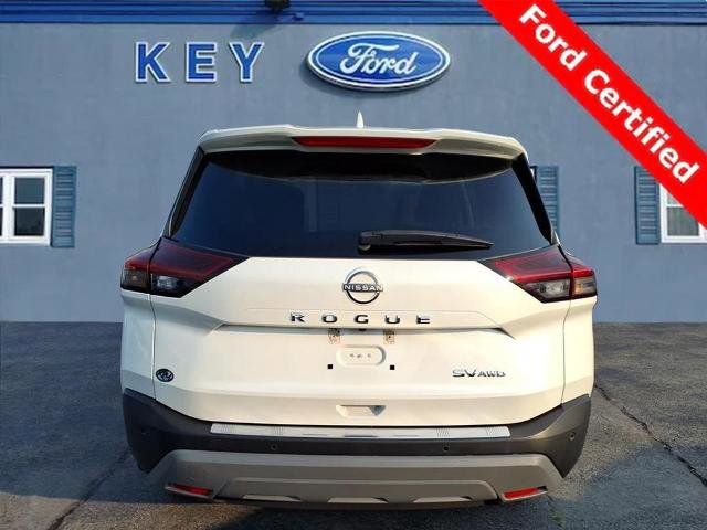 Used 2023 Nissan Rogue SV image 4