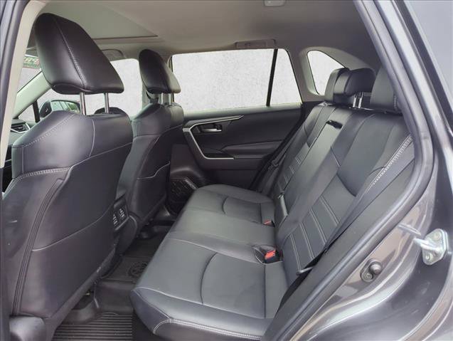 Used 2022 Toyota RAV4 XLE Premium AWD/4WD image 19