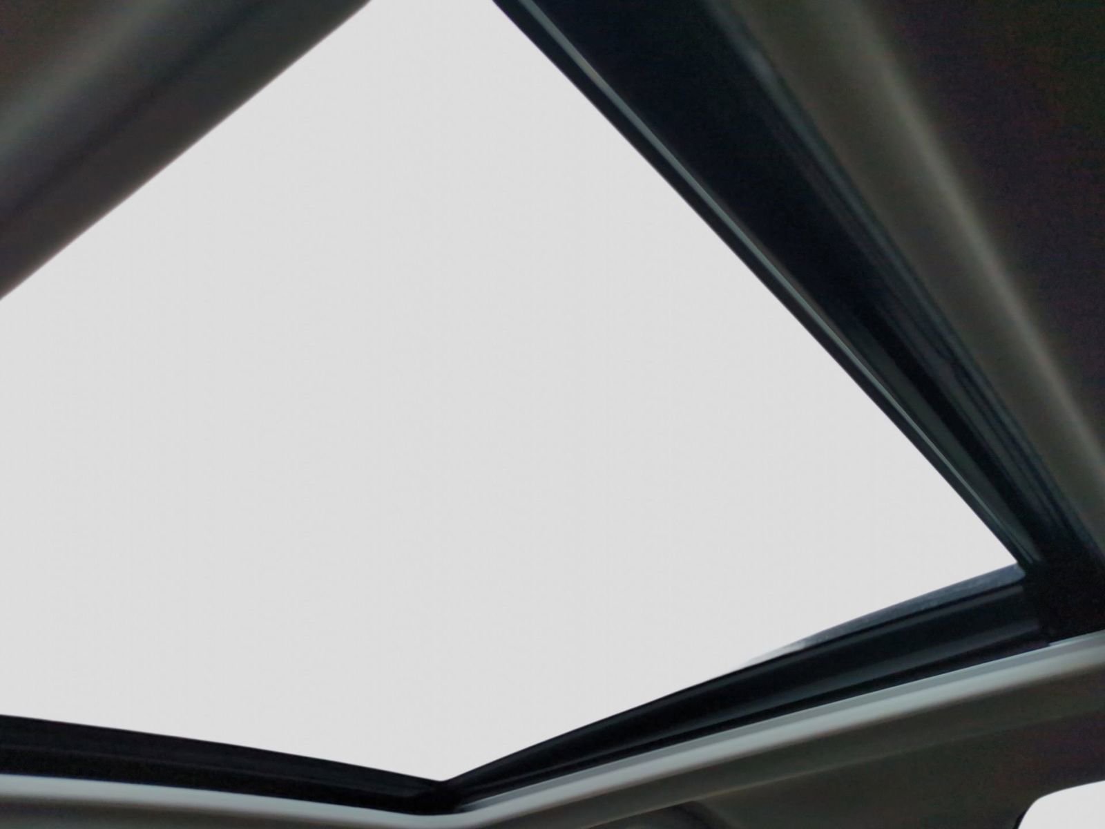 Used 2023 Subaru Forester Limited image 23