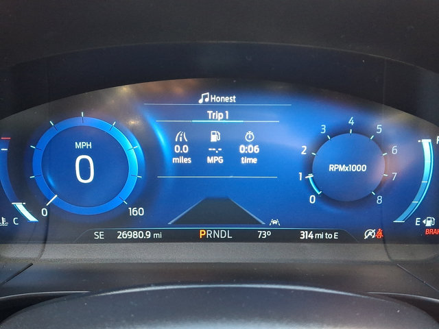 Certified 2022 Ford Escape Titanium w/ Class II Trailer Tow Package AWD/4WD image 28