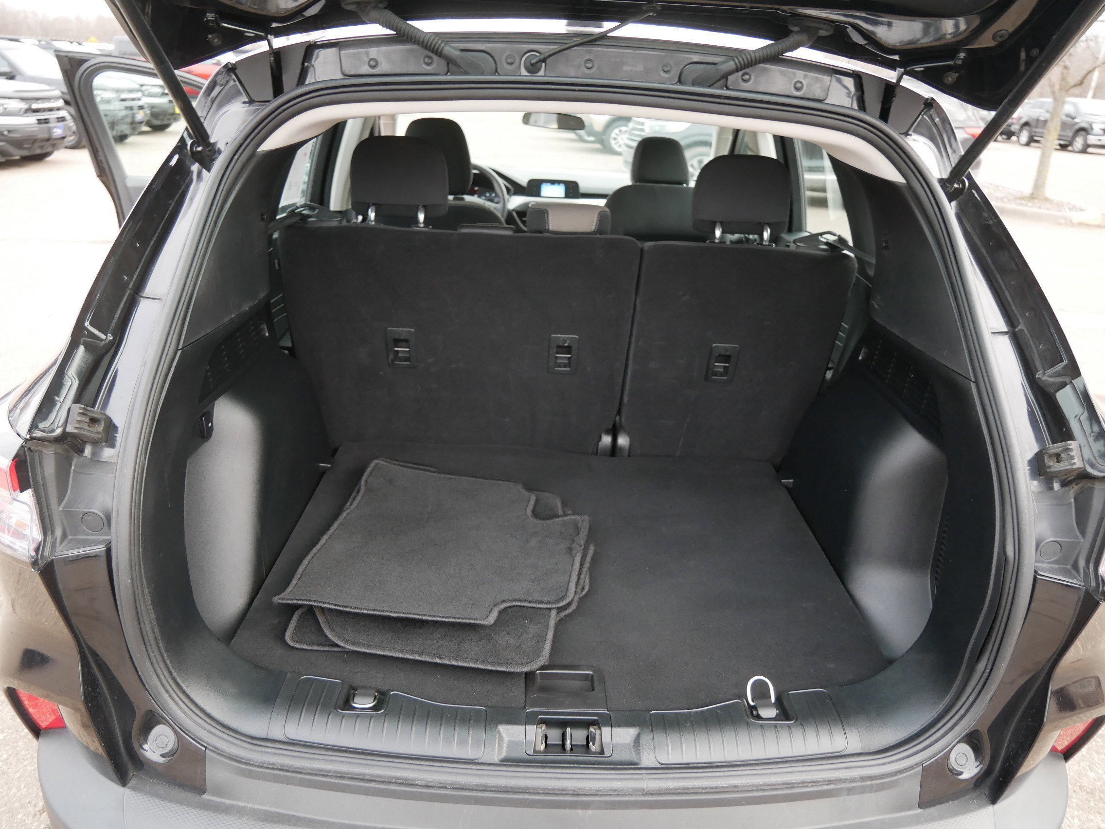 Certified 2022 Ford Escape S image 18