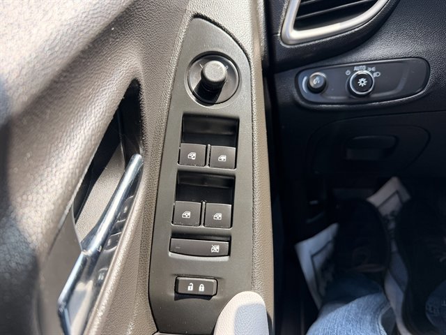 Used 2018 Chevrolet Trax LT w/ Driver Confidence Package image 12