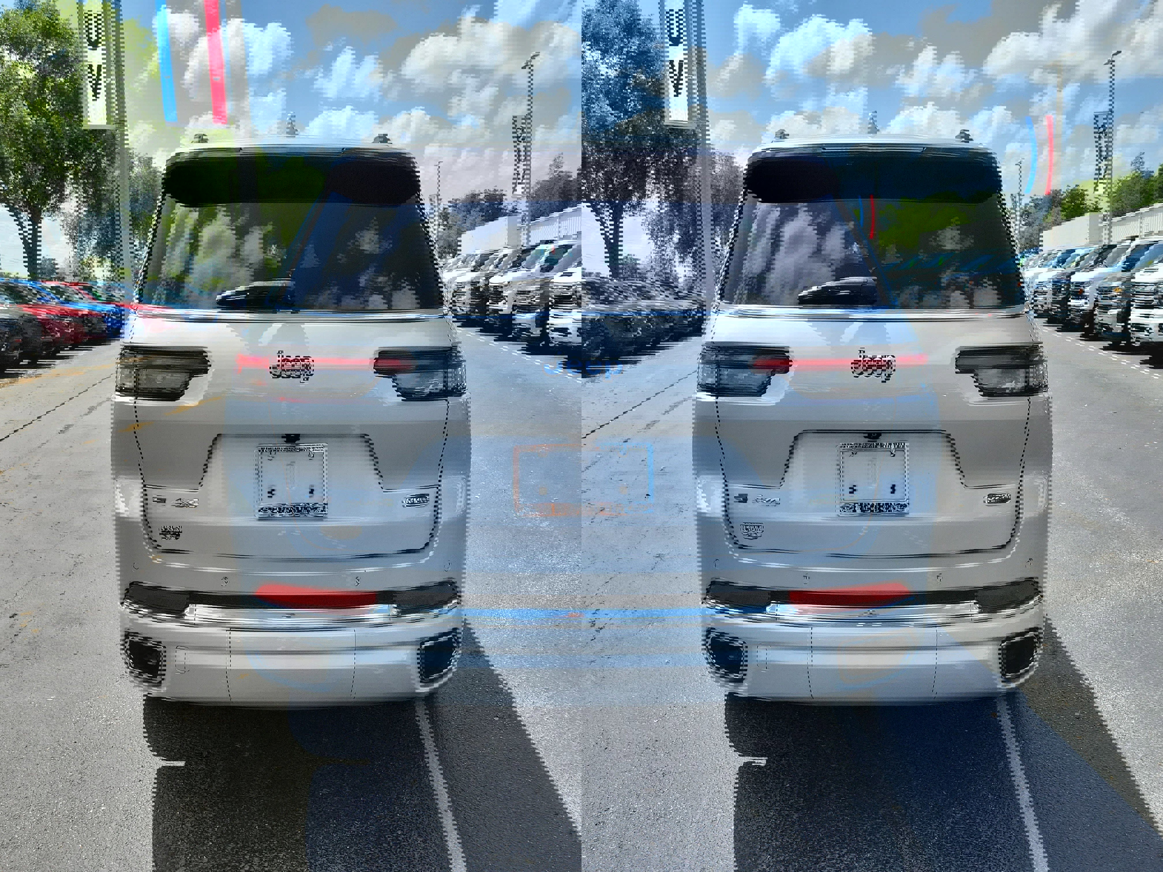 Used 2022 Jeep Grand Cherokee L Overland image 2