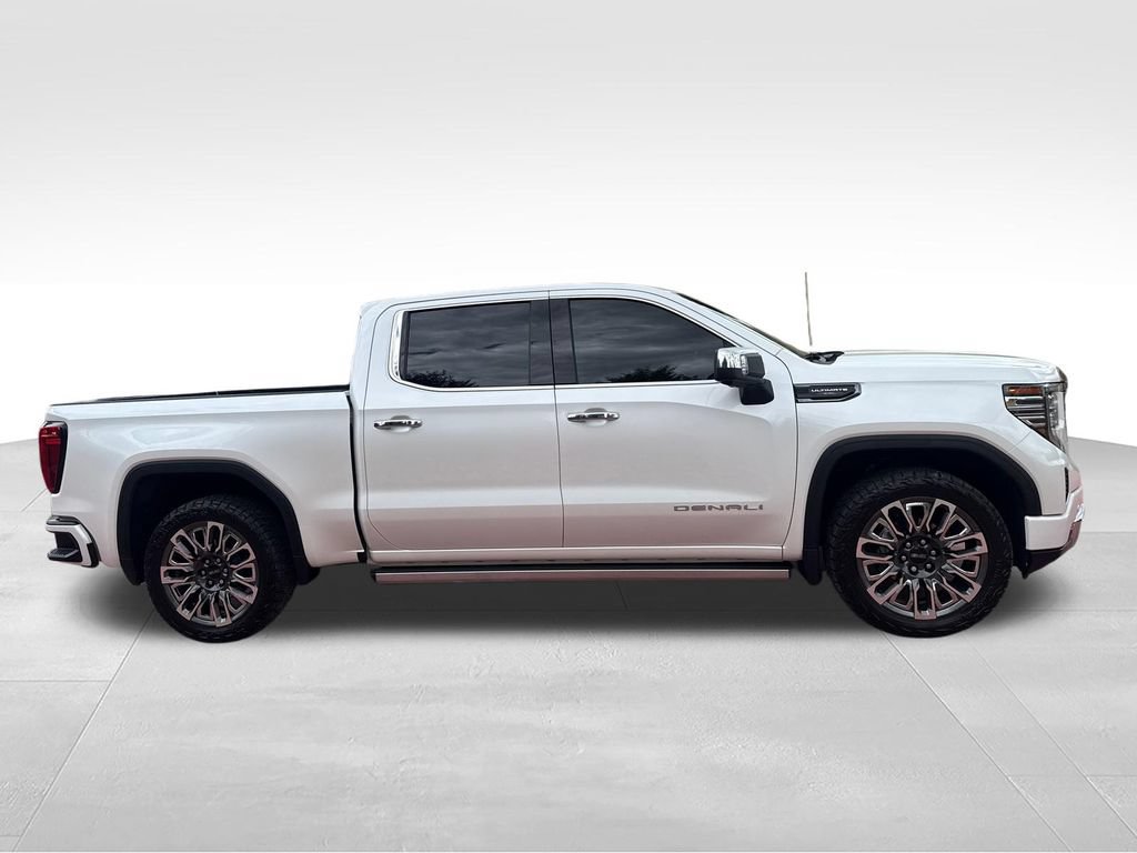 Used 2023 GMC Sierra 1500 Denali Ultimate AWD/4WD image 10