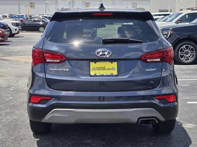Used 2018 Hyundai Santa Fe Sport w/ 2.4L Value Package 02 FWD image 7