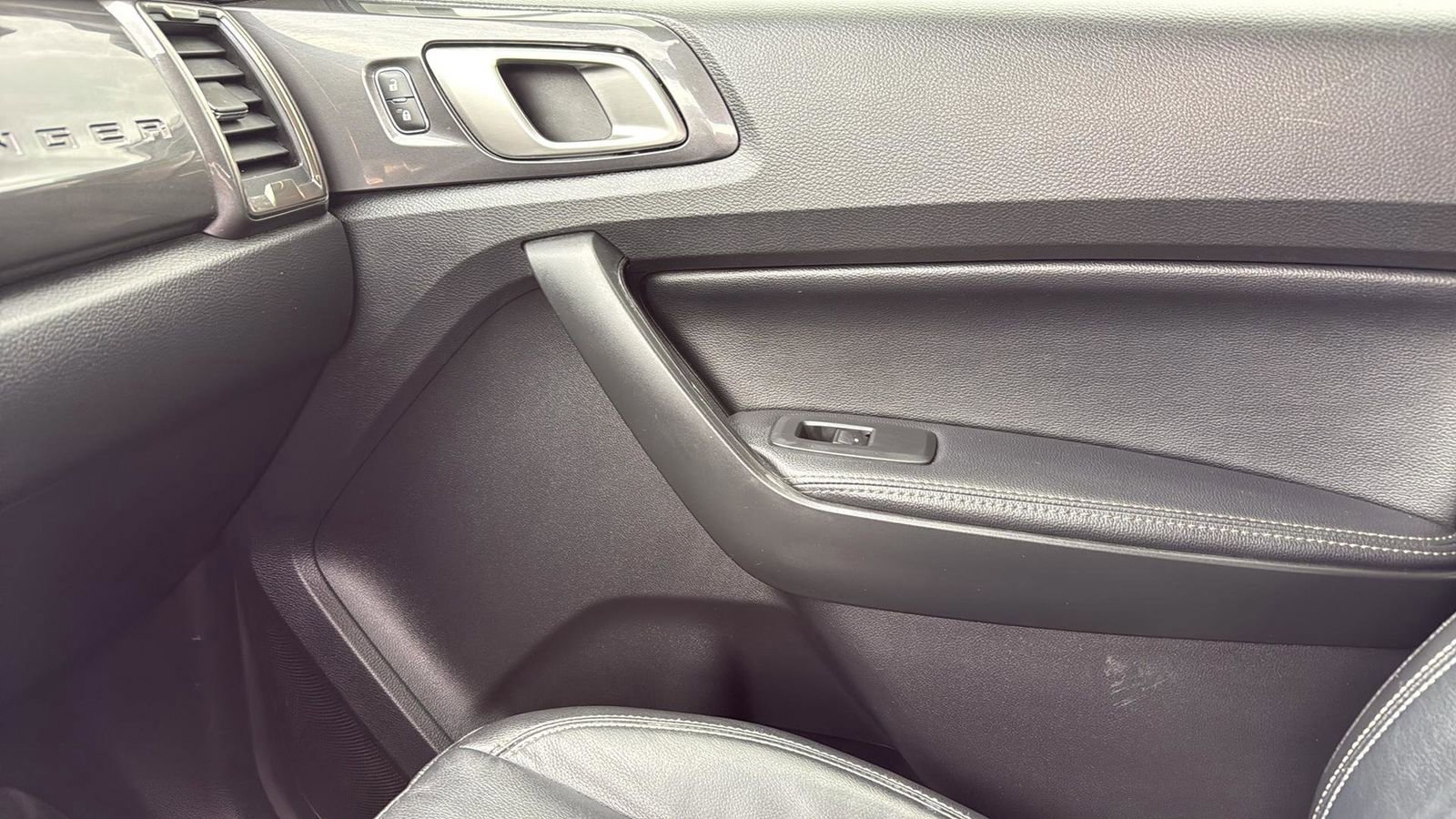 Certified 2019 Ford Ranger Lariat w/ Equipment Group 501A Mid image 24