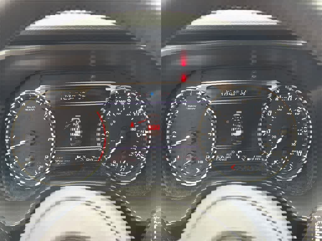 Used 2024 Nissan Rogue SV w/ SV Premium Package image 25