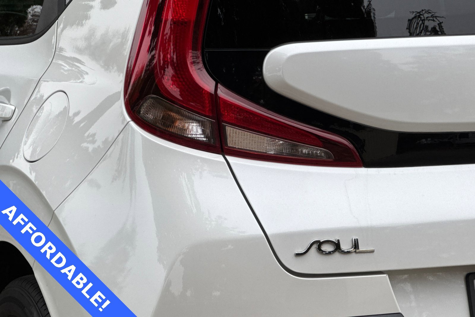 Used 2021 Kia Soul LX image 26