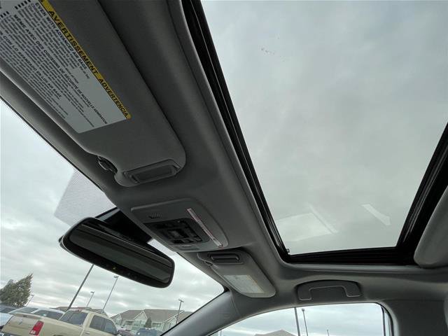 Used 2022 Toyota Camry XLE w/ Navigation Upgrade Package FWD image 21