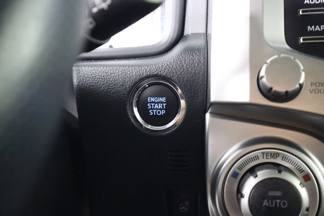 Used 2023 Toyota 4Runner Limited AWD/4WD image 46