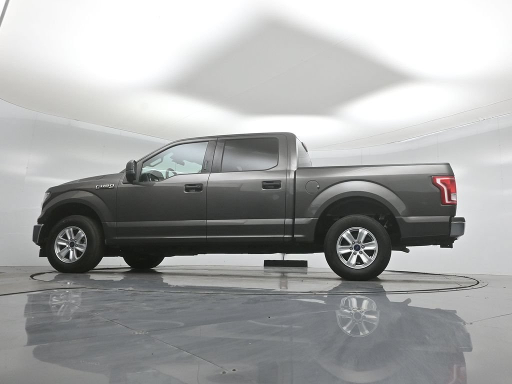 Certified 2017 Ford F150 XLT RWD image 47