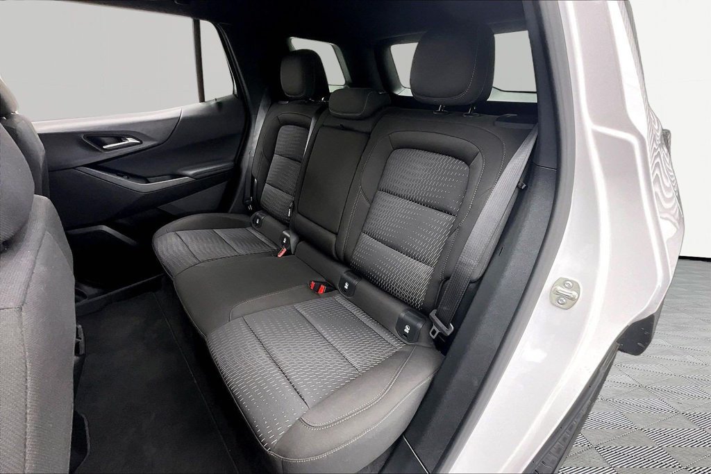Used 2026 Chevrolet Equinox LT AWD/4WD image 26