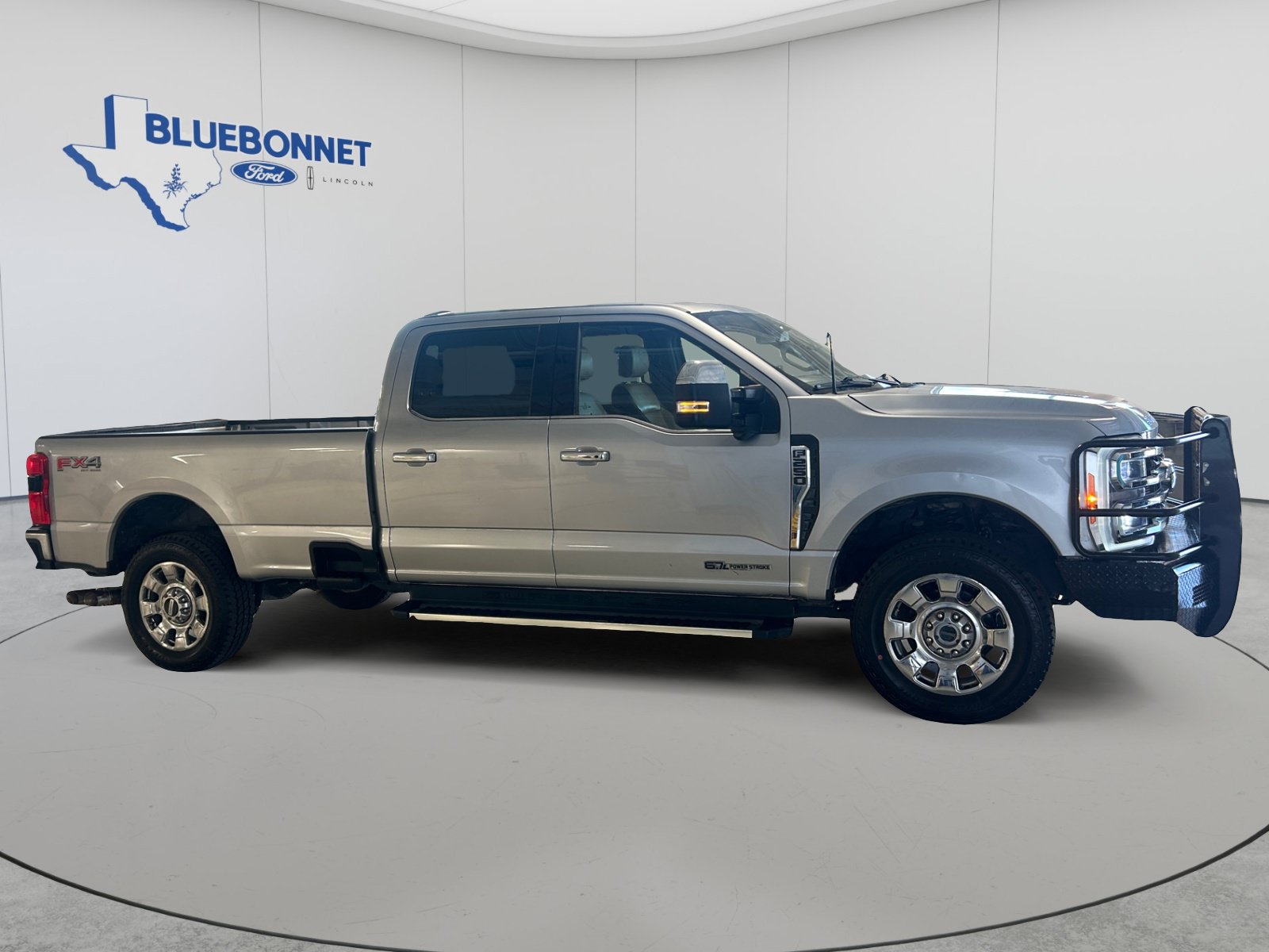 Certified 2023 Ford F250 Lariat w/ Chrome Package AWD/4WD image 4