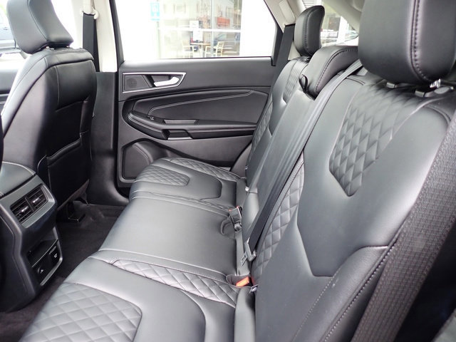 Certified 2024 Ford Edge Titanium image 12