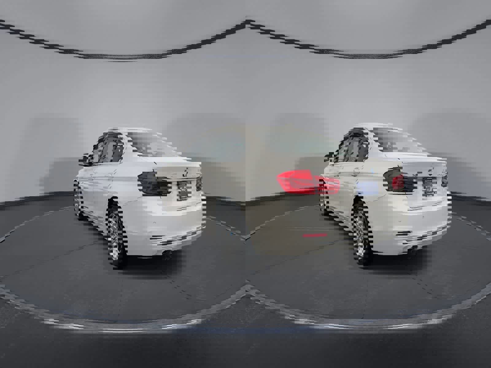 Used 2018 BMW 330i xDrive Sedan image 5