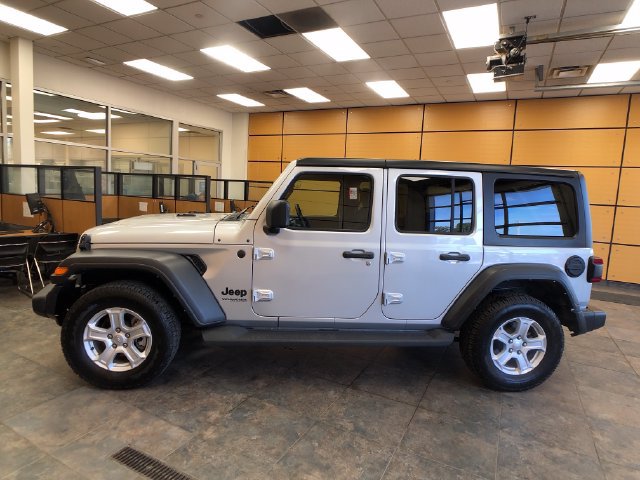 Used 2022 Jeep Wrangler Unlimited Sport AWD/4WD image 4