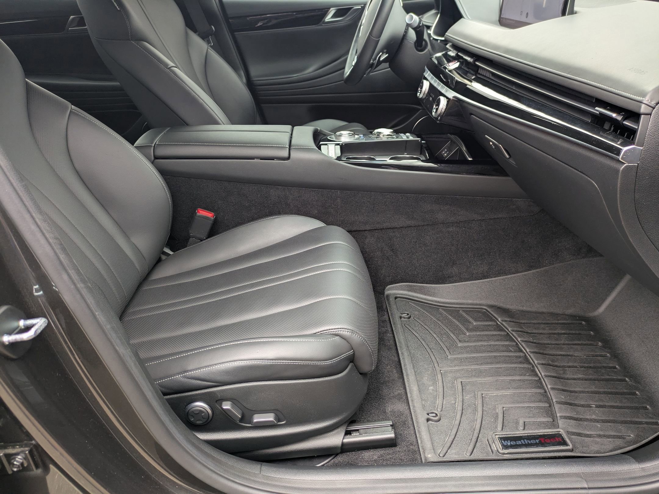 Used 2023 Genesis G80 2.5T RWD image 36