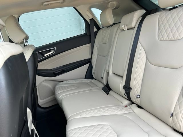 Certified 2024 Ford Edge Titanium w/ Equipment Group 301A AWD/4WD image 9