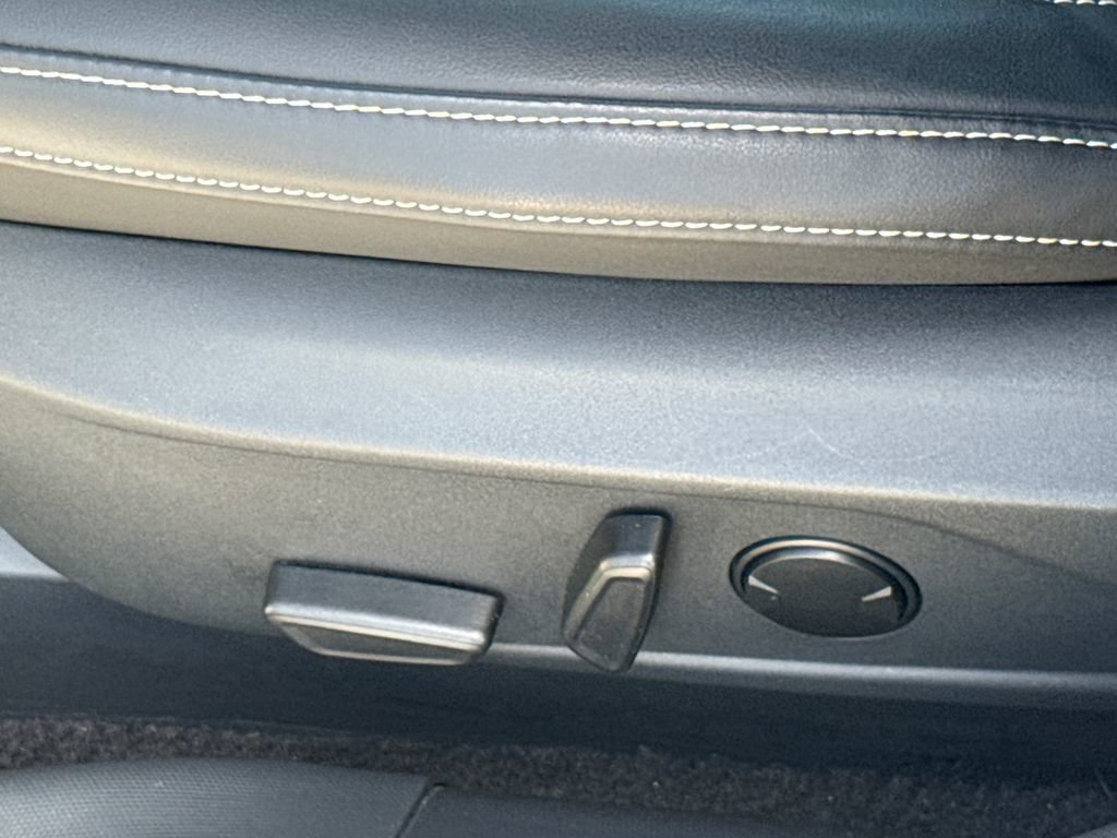 Certified 2025 Ford Mustang Mach-E GT image 27