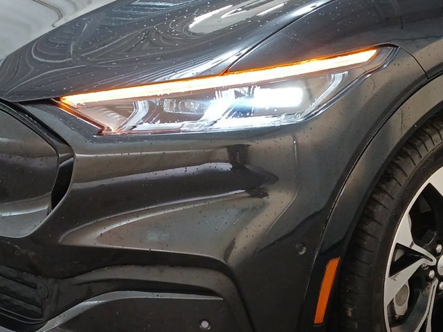 Certified 2022 Ford Mustang Mach-E Premium image 31