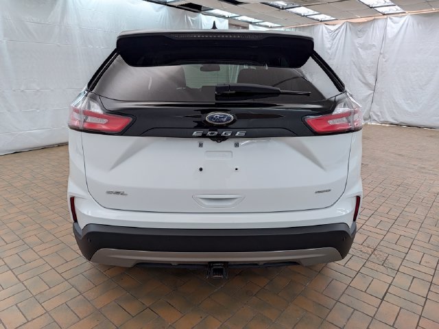 Certified 2023 Ford Edge SEL w/ Convenience Package AWD/4WD image 6