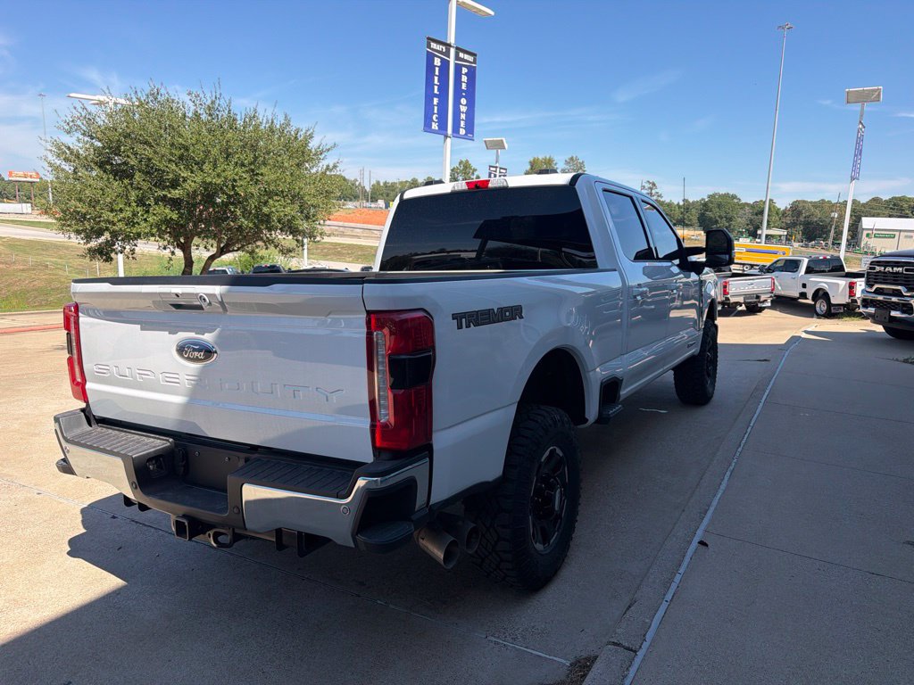 Certified 2026 Ford F250 XLT w/ XLT Premium Package AWD/4WD image 5