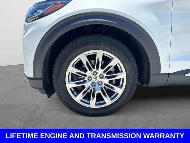 Certified 2026 Ford Explorer Platinum RWD image 11