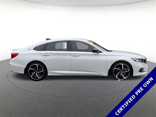 Used 2022 Honda Accord Sport image 2