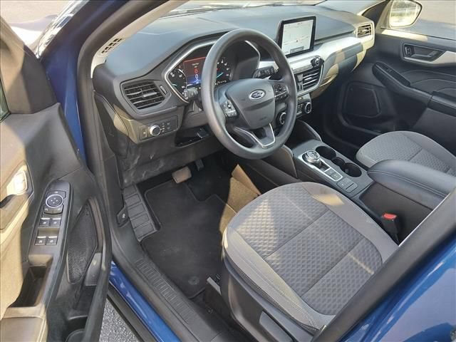 Certified 2022 Ford Escape SE FWD image 10