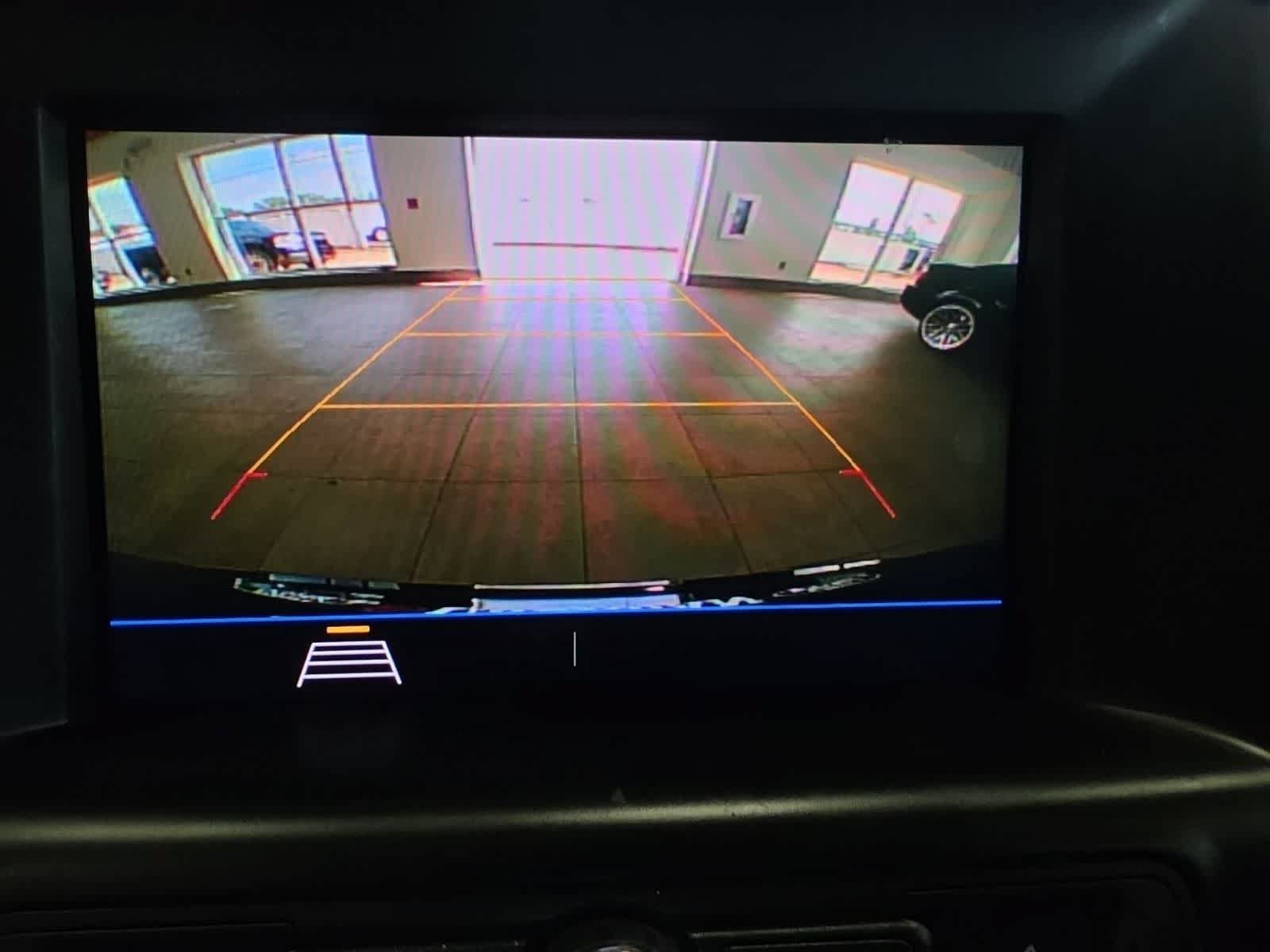 Used 2020 GMC Terrain SLE w/ Driver Convenience Package FWD image 30