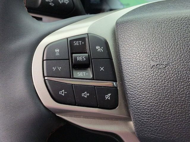 Certified 2025 Ford Explorer Active RWD image 31