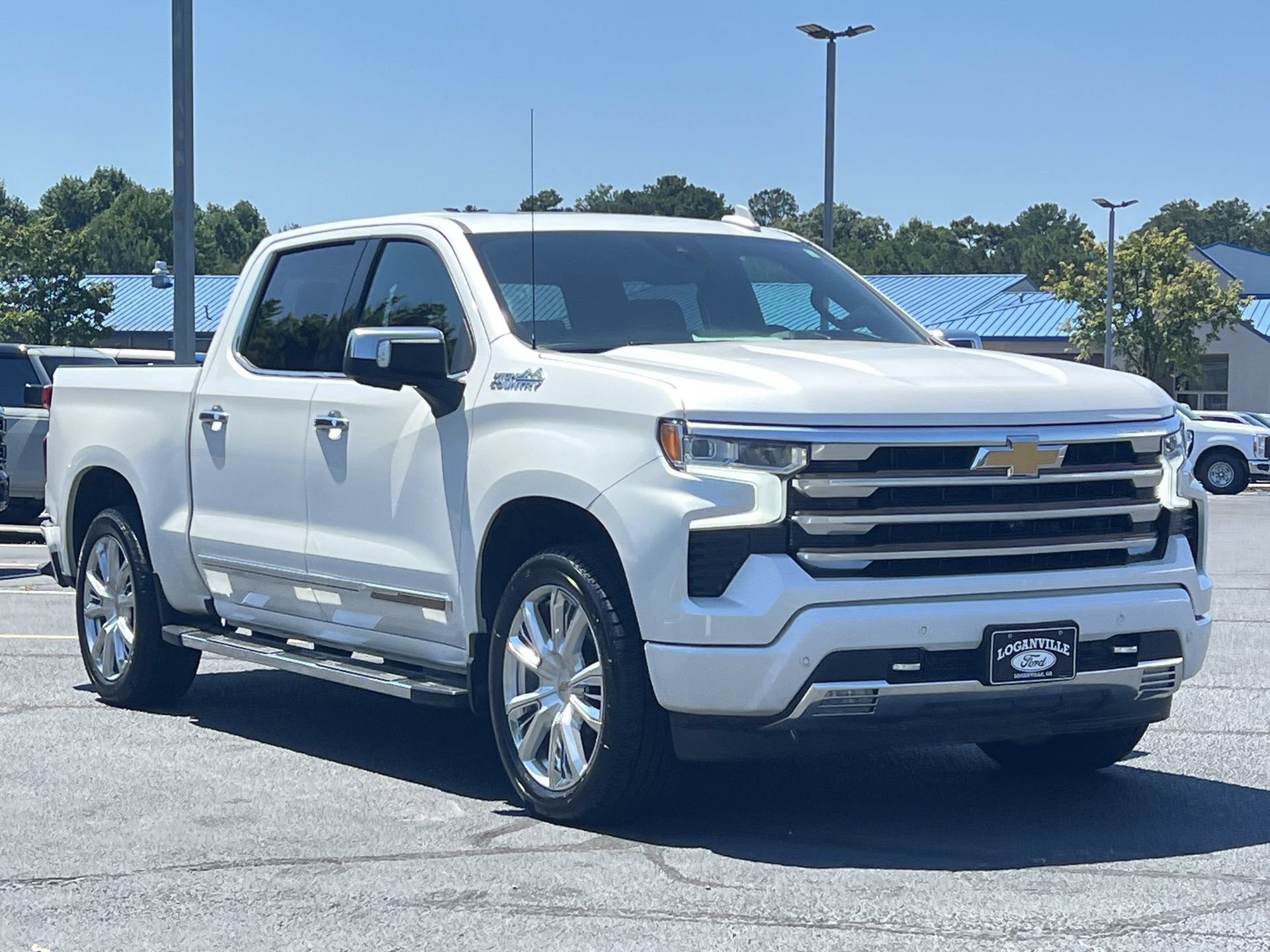 Used 2022 Chevrolet Silverado 1500 High Country w/ High Country Premium Package AWD/4WD image 29