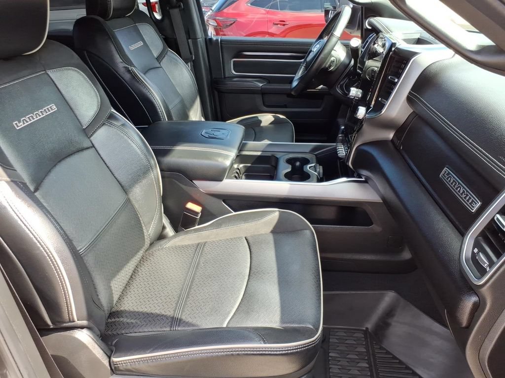 Used 2022 RAM 3500 Laramie RWD image 4
