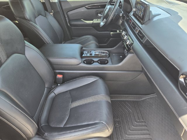 Used 2024 Honda Pilot EX-L image 13
