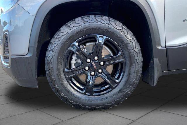 Used 2022 GMC Acadia AT4 w/ LPO, Cargo Package AWD/4WD image 11
