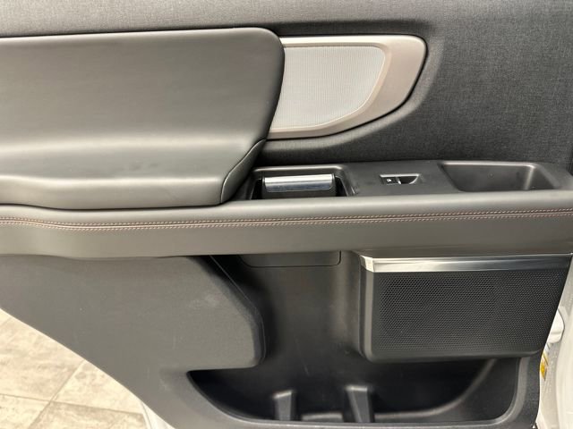 Certified 2025 Ford Expedition Active image 26