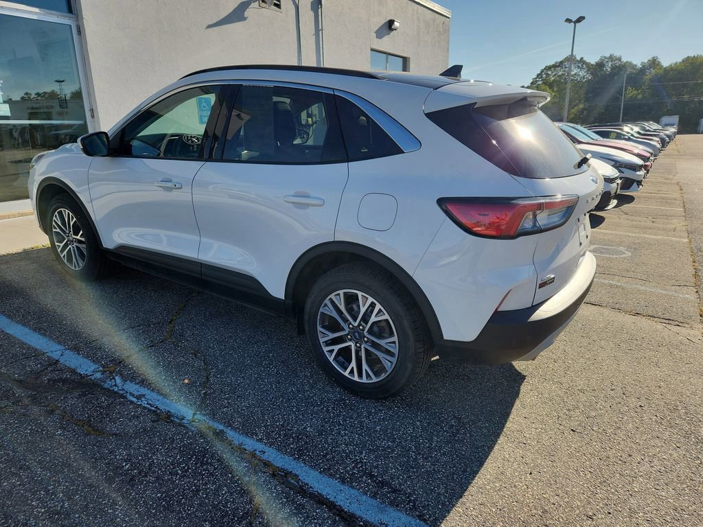 Certified 2022 Ford Escape SEL w/ Technology Package image 5