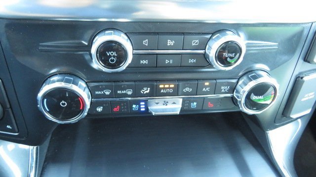 Certified 2022 Ford F150 Lariat w/ Equipment Group 502A High image 19