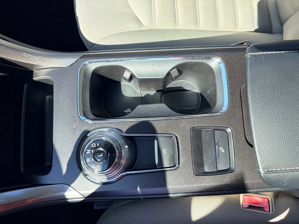 Certified 2017 Ford Fusion SE FWD image 14