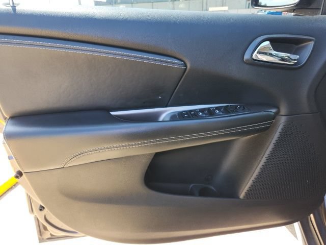 Used 2020 Dodge Journey Crossroad FWD image 31