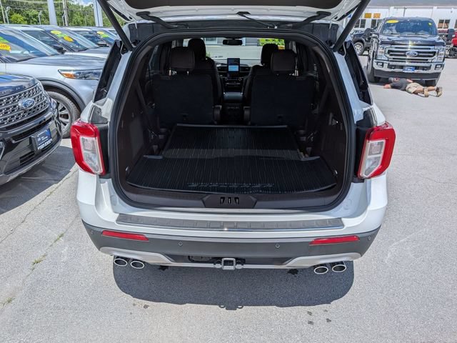 Certified 2023 Ford Explorer King Ranch w/ Technology Package AWD/4WD image 18