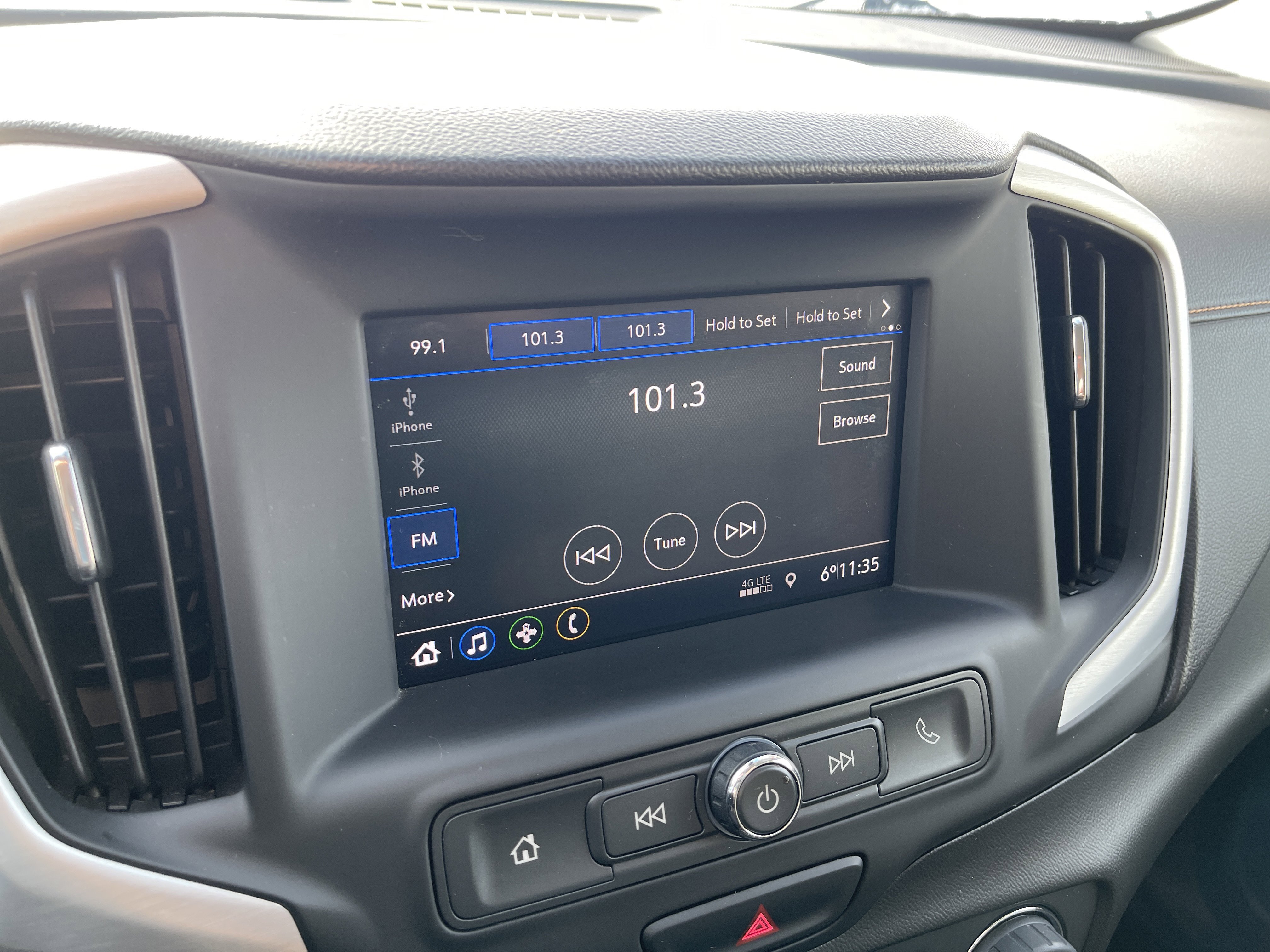 Used 2020 GMC Terrain SLE w/ Driver Convenience Package image 18