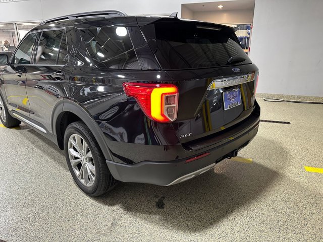 Certified 2023 Ford Explorer XLT w/ Equipment Group 202A AWD/4WD image 6