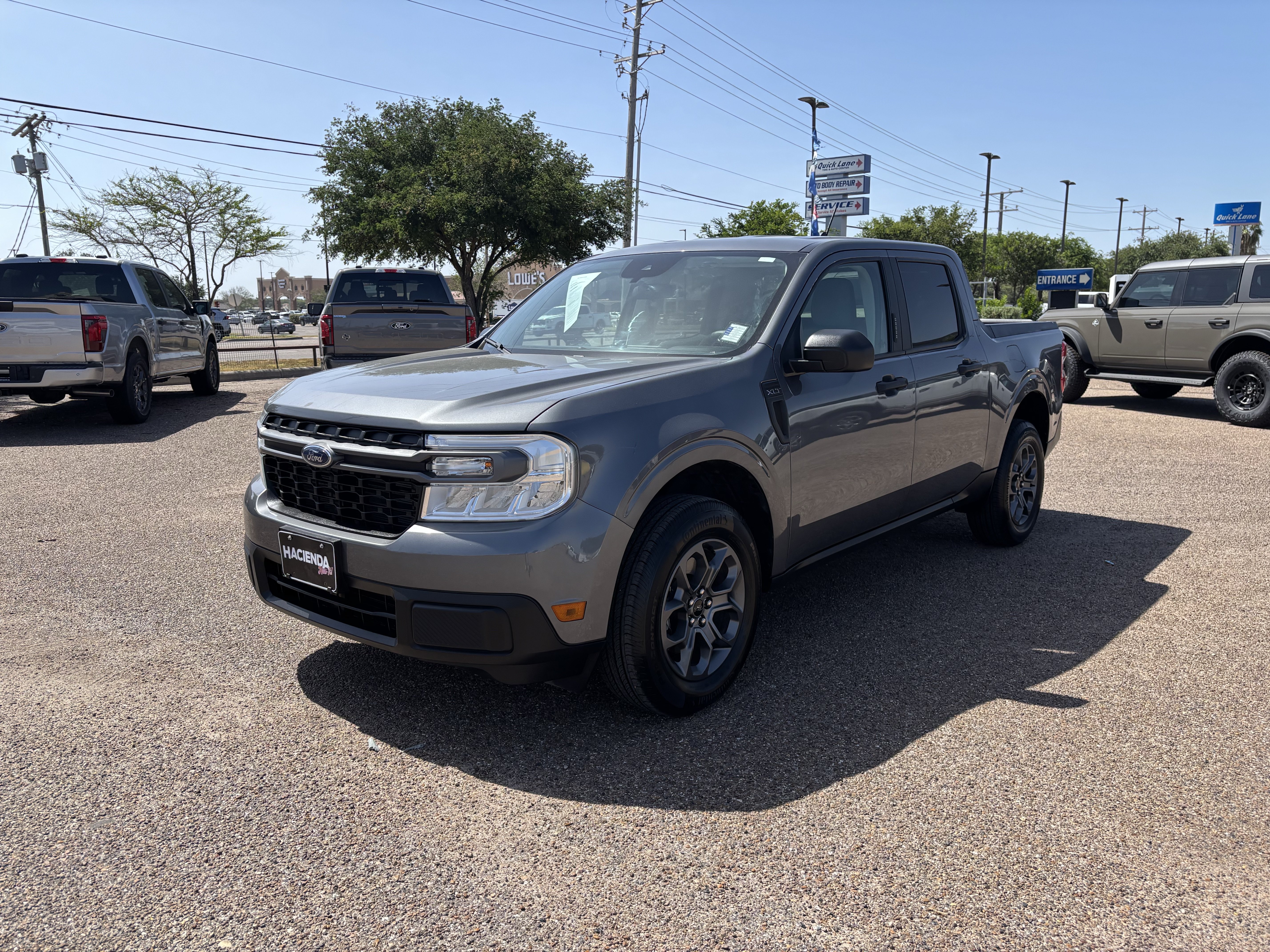 Certified 2023 Ford Maverick XLT FWD image 3