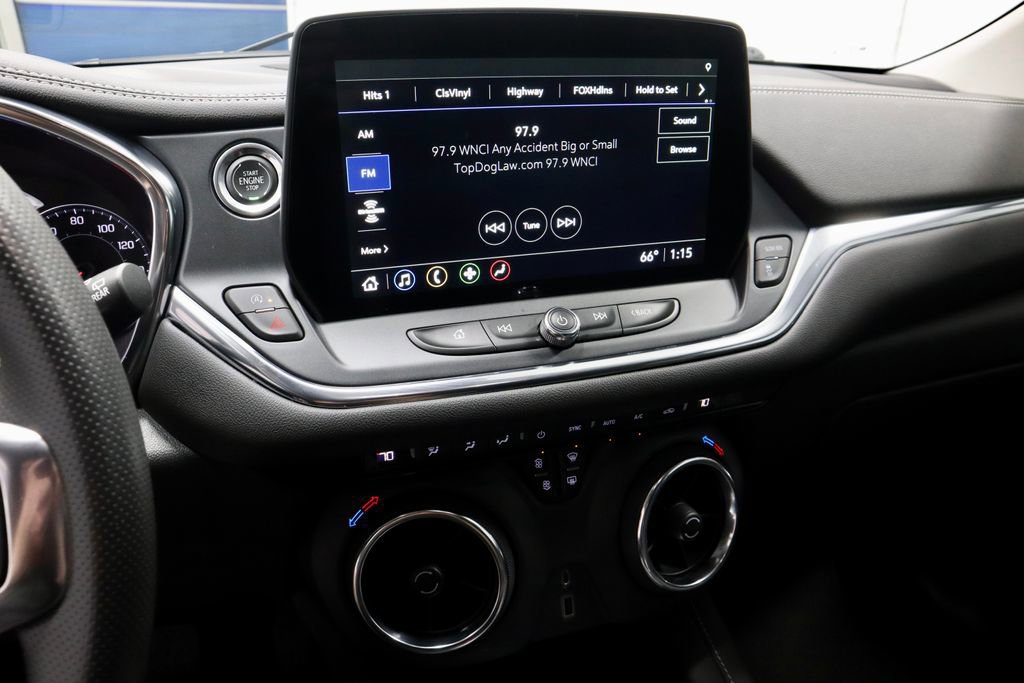 Used 2023 Chevrolet Blazer LT image 31