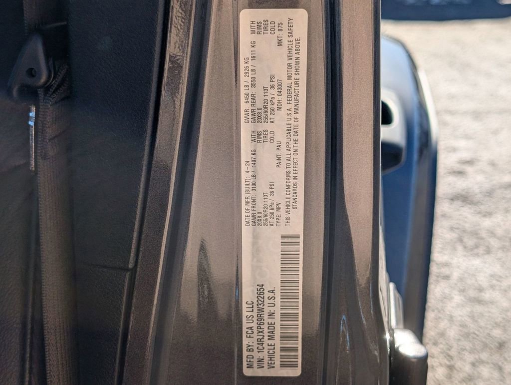 Used 2024 Jeep Wrangler Unlimited Sahara image 48