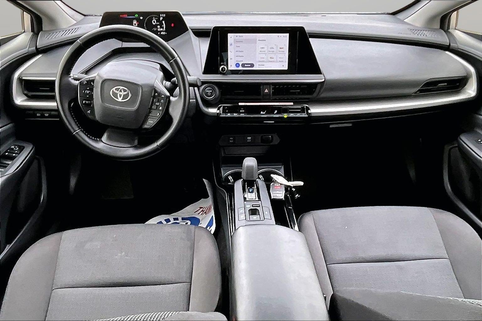 Used 2025 Toyota Prius LE FWD image 14