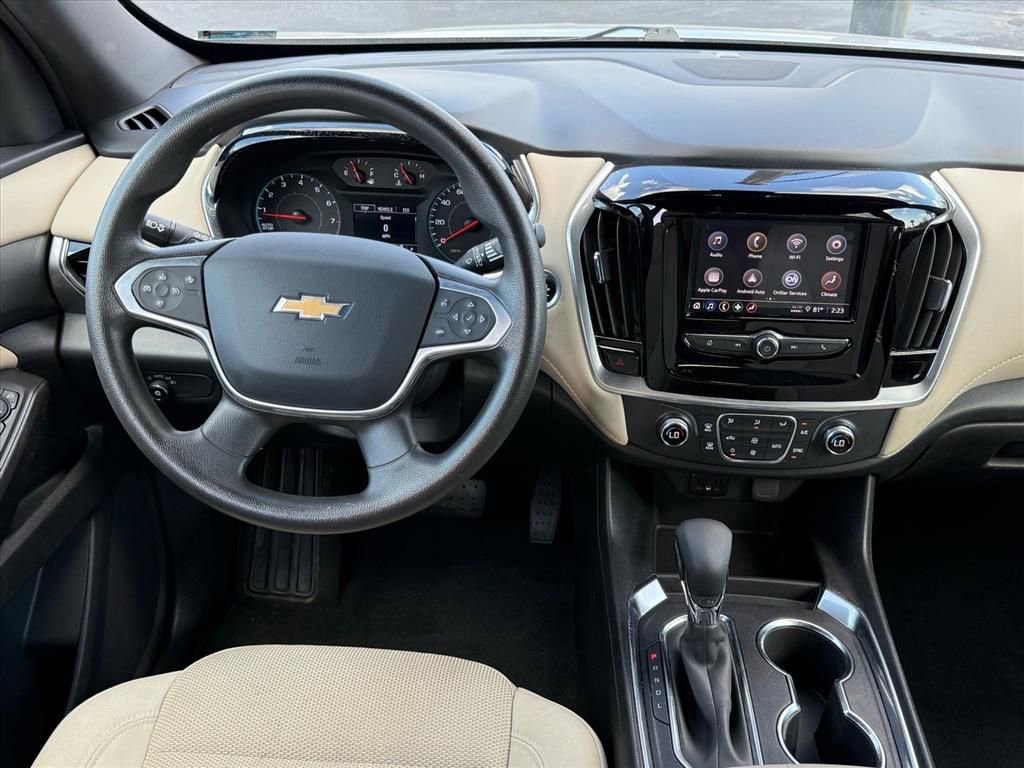 Used 2022 Chevrolet Traverse LS image 12
